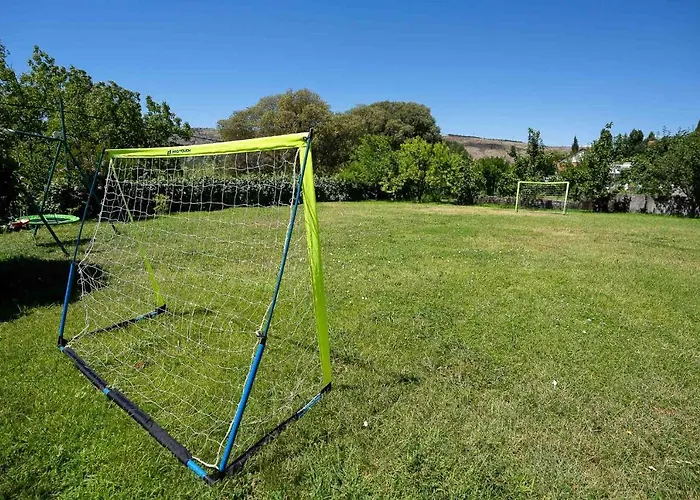 Mediterrano Pool & Tavern Mostar فيلة