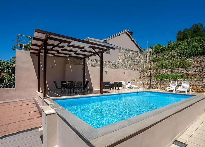 Mediterrano Pool & Tavern Mostar فيلة *