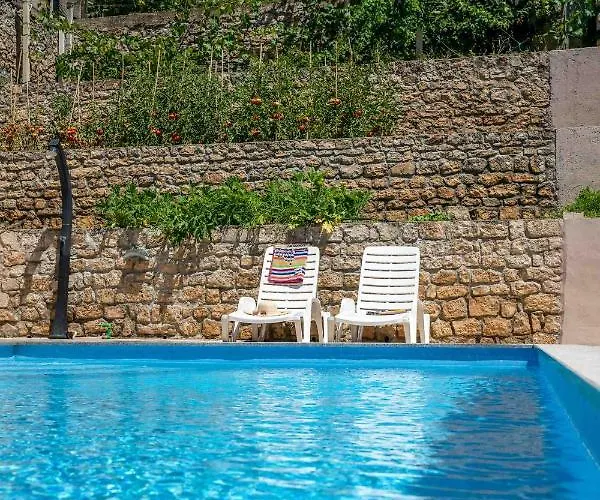 Mediterrano Pool & Tavern Mostar فيلة Buna